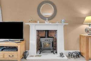 Photo 33- click for photo gallery